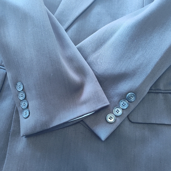 Men's Blazer - Picture 3 of 11